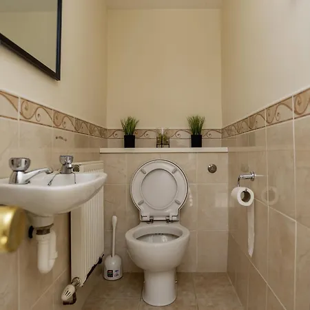 Ferienhaus Bridge House Hot Tub Retreat - *