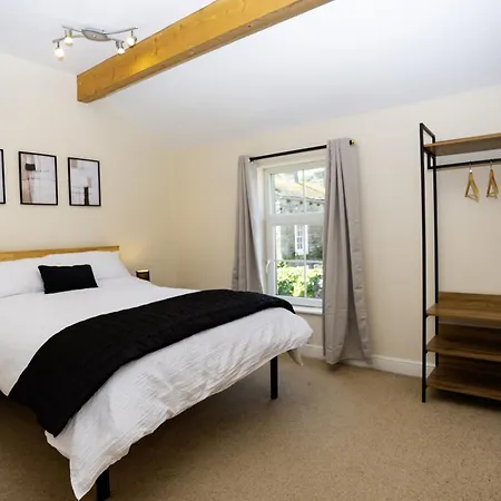 Ferienhaus Bridge House Hot Tub Retreat -